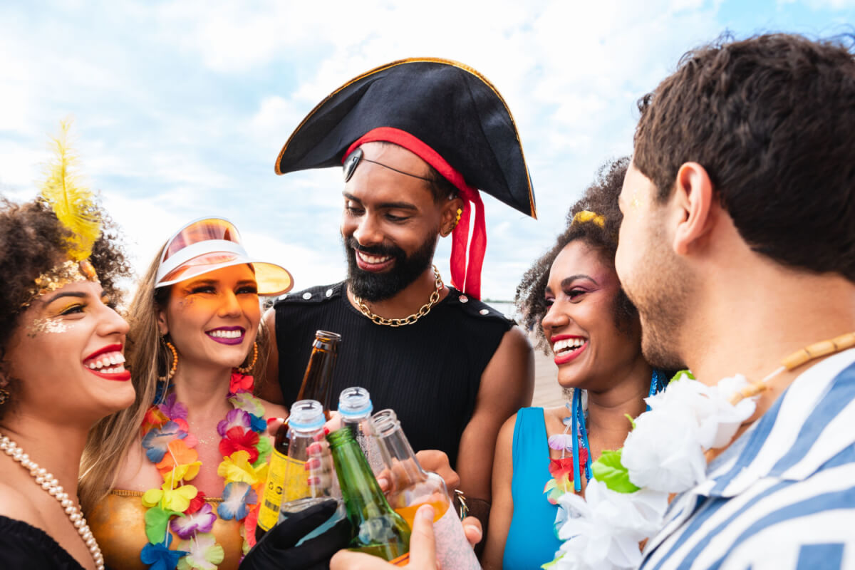 A explosão do consumo de bebidas no Carnaval e o impacto direto no delivery