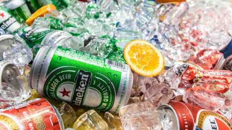 Quanto tempo cada bebida leva para gelar